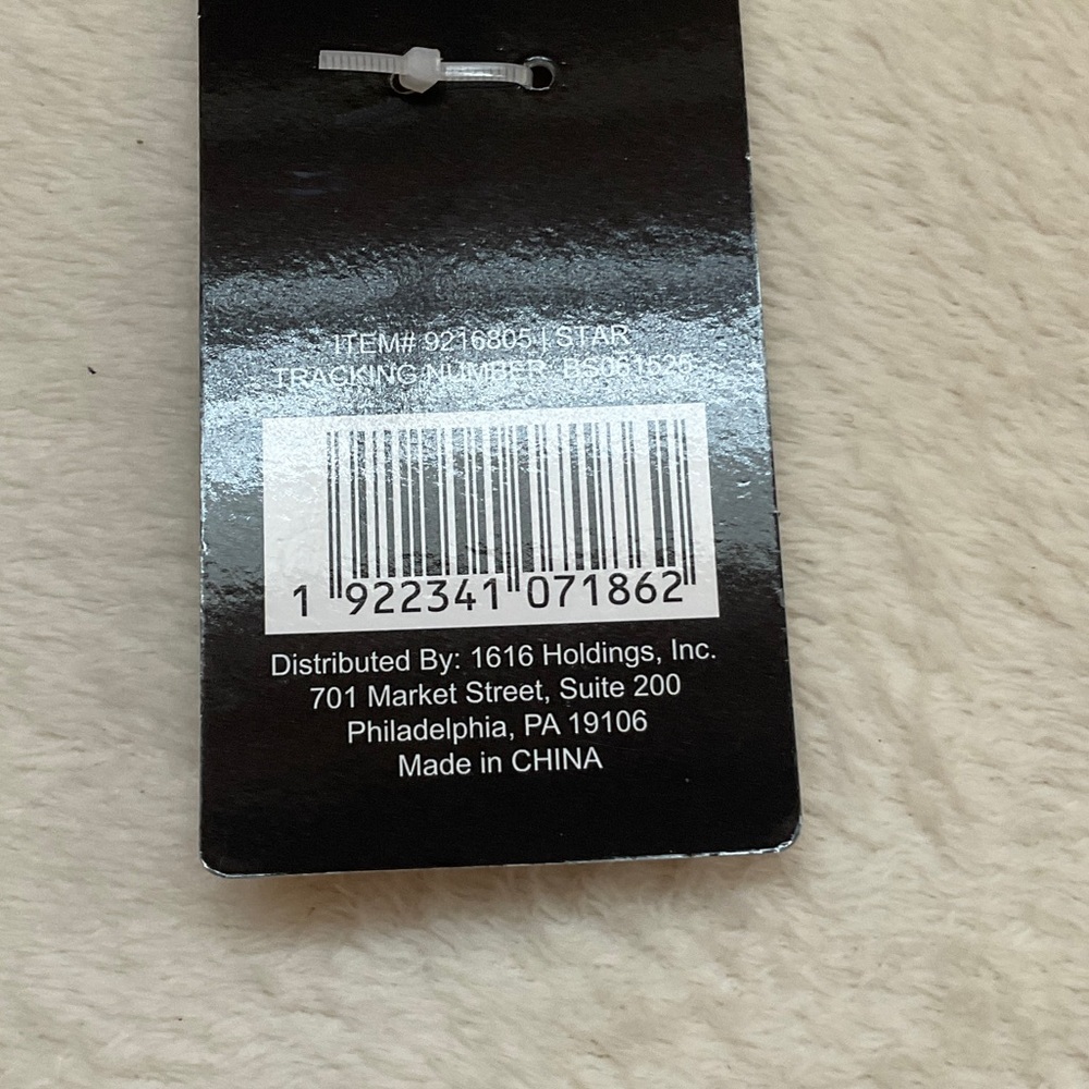 Charmed Gold Star Key Holder - Picture 2 of 5